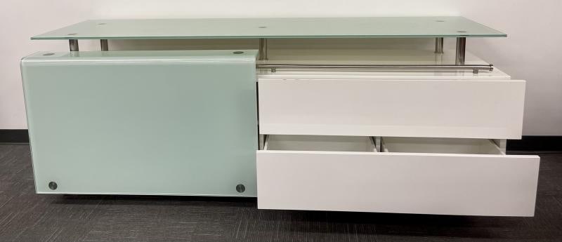 Mid Century Modern White Lacquered and Glass Console, Dresser or Sideboard - 9