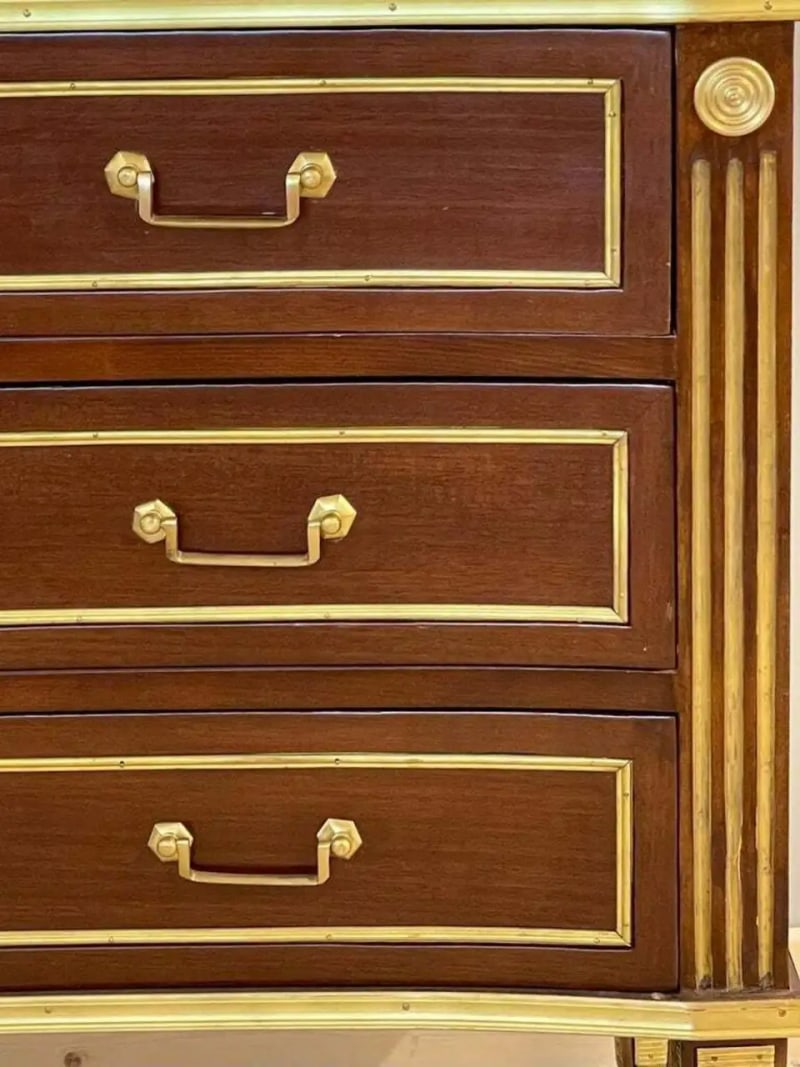 Pair of Large Russian Neoclassical Style Inverted Front Commodes Chests - 7