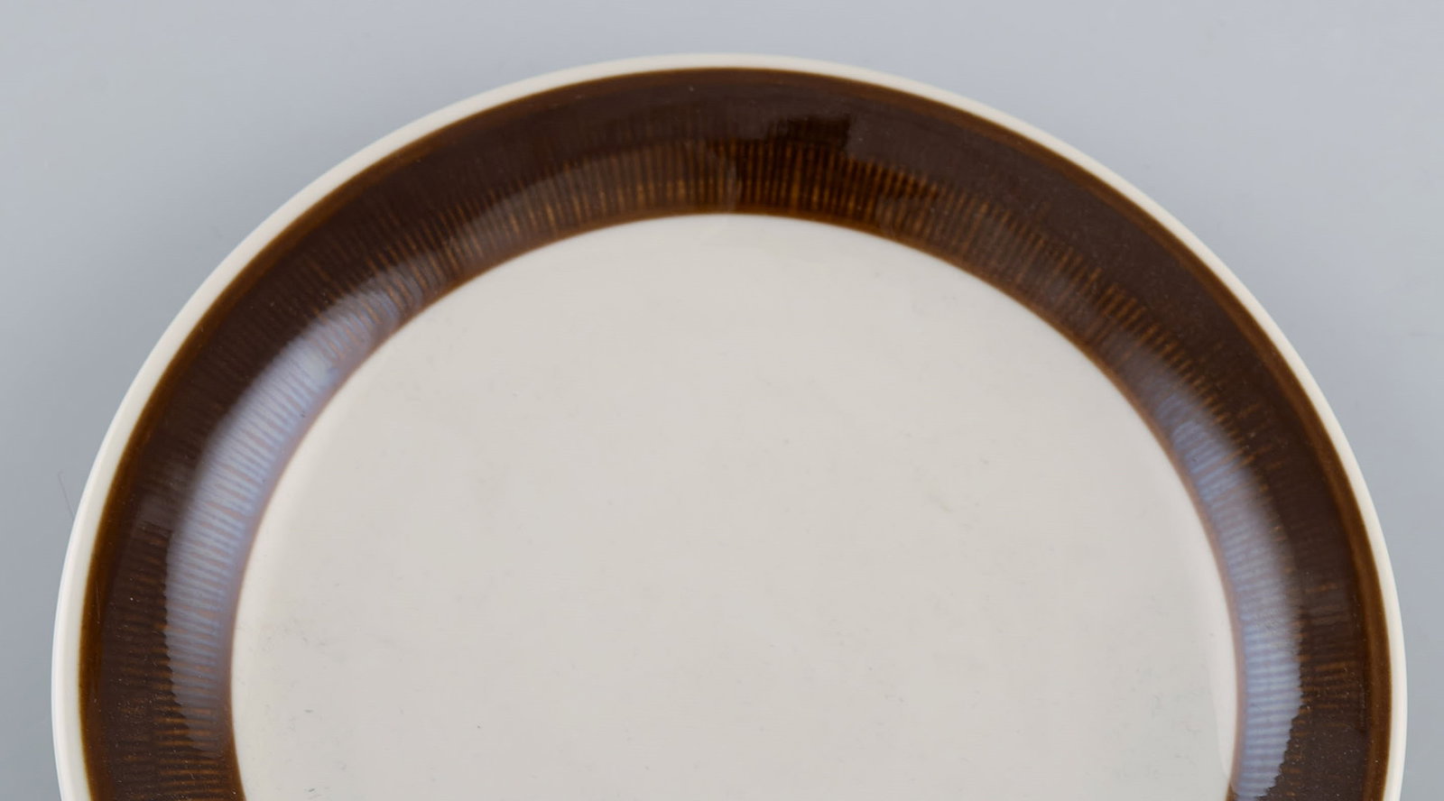 Hertha Bengtson (1917-1993) for Rörstrand. 15 Koka plates in glazed stoneware. 1960s. - 3
