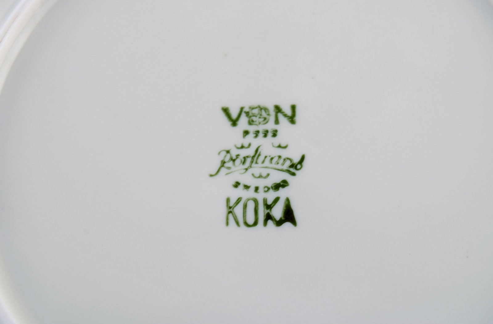 Hertha Bengtson (1917-1993) for Rörstrand. 15 Koka plates in glazed stoneware. 1960s. - 4