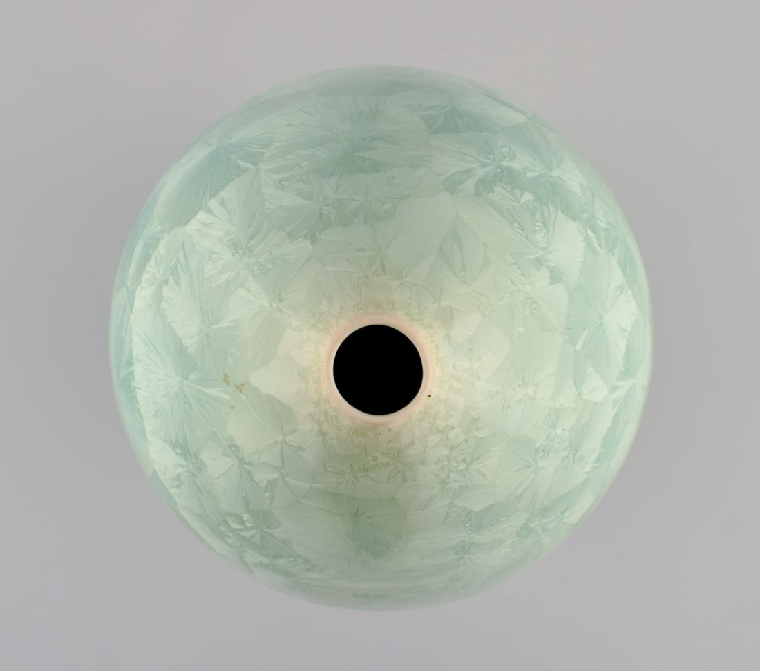 European studio ceramicist. Vase in glazed stoneware. Beautiful crystal glaze in turquoise shades. - 7
