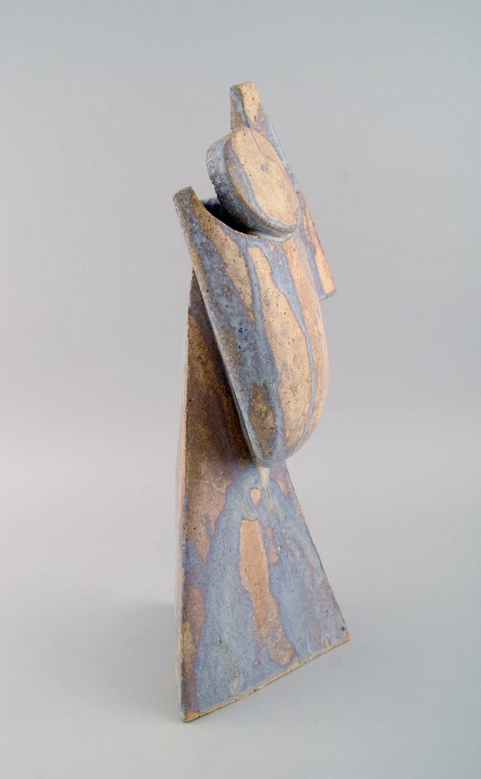 Christina Muff, Danish contemporary ceramicist (b. 1971). Large cubist unique sculpture in golden - 4