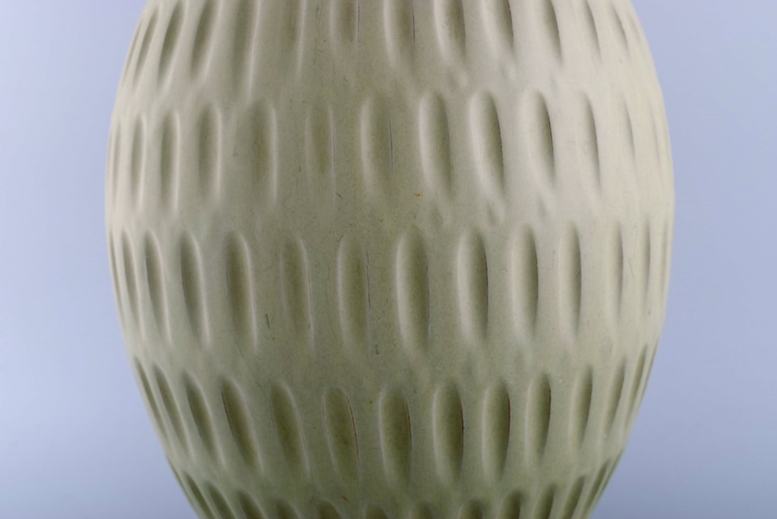 Anna Lisa Thomson (1905-1952) for Upsala-Ekeby. Floor vase in glazed ceramics. 1960s. - 6