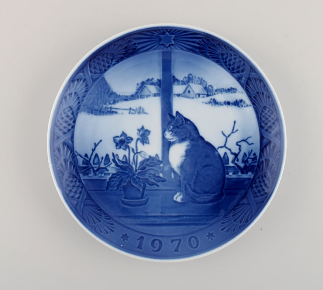 13 Royal Copenhagen Christmas plates from the 1960s / 70s / 80s. - 6