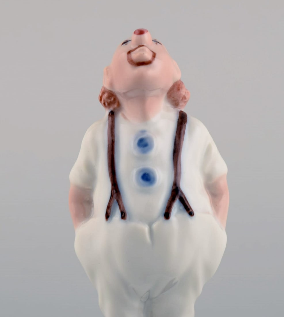 Bing & Grøndahl porcelain figure. Clown. Model number 2510. - 3
