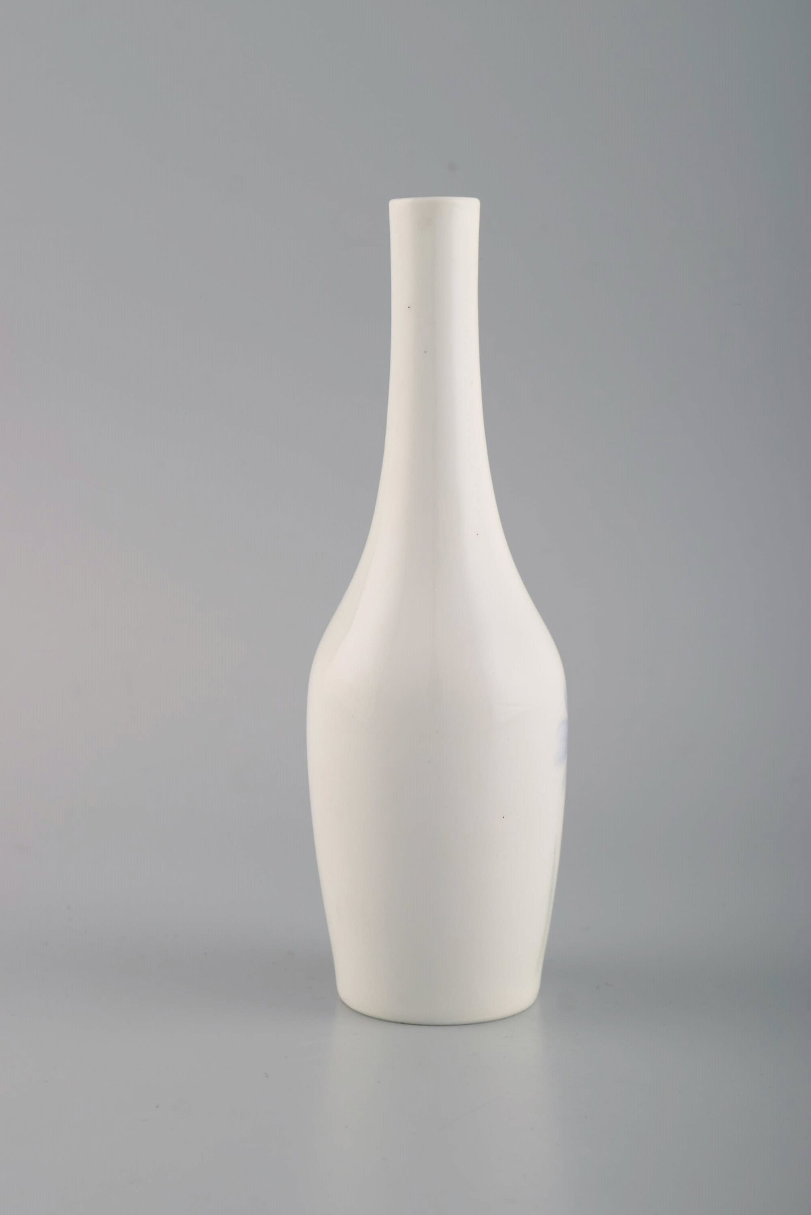Antique Royal Copenhagen art nouveau vase in porcelain with hand-painted dandelions. Late 19th - 3