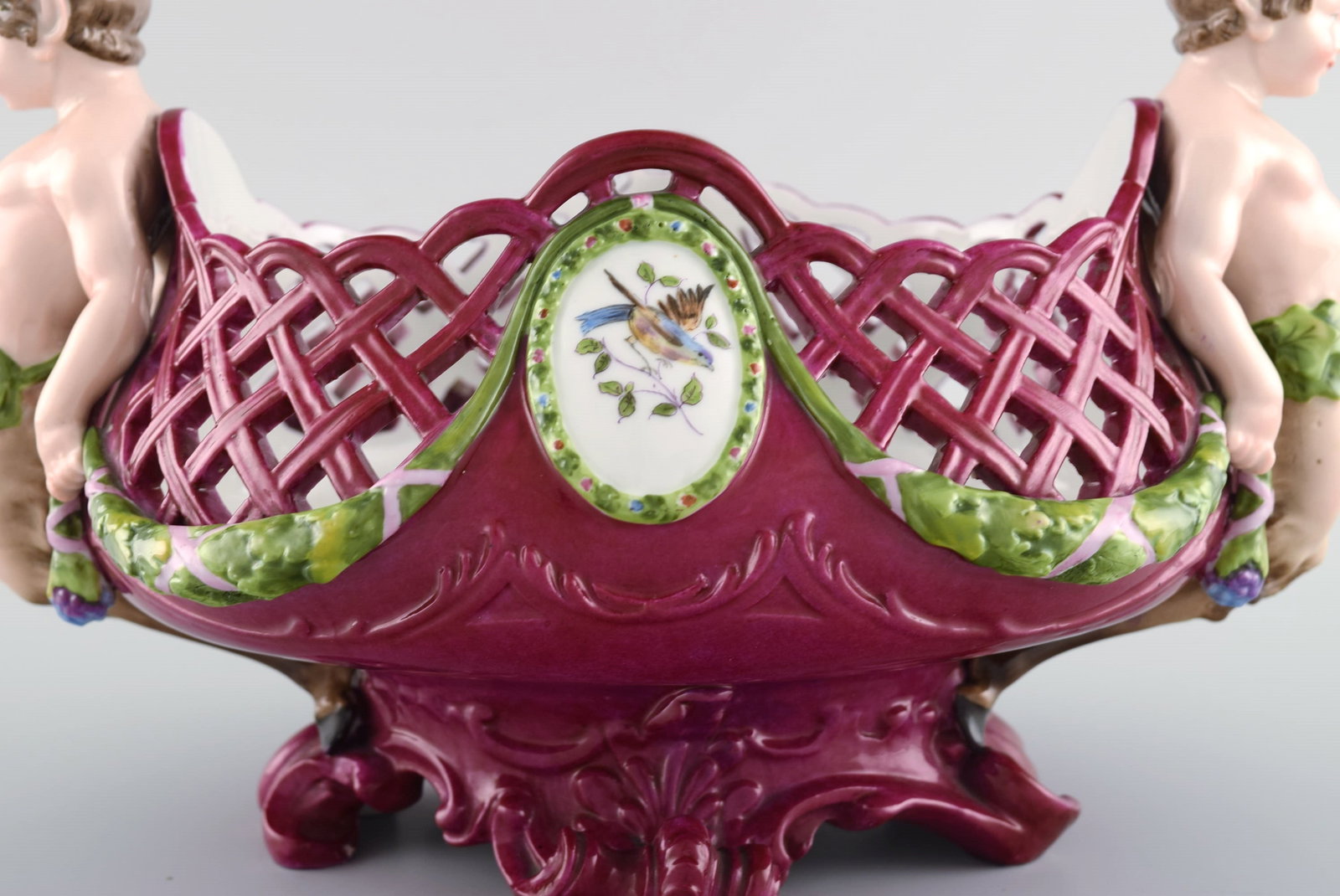 Large antique Meissen centrepiece in openwork hand-painted porcelain decorated with fauns. Approx. - 4