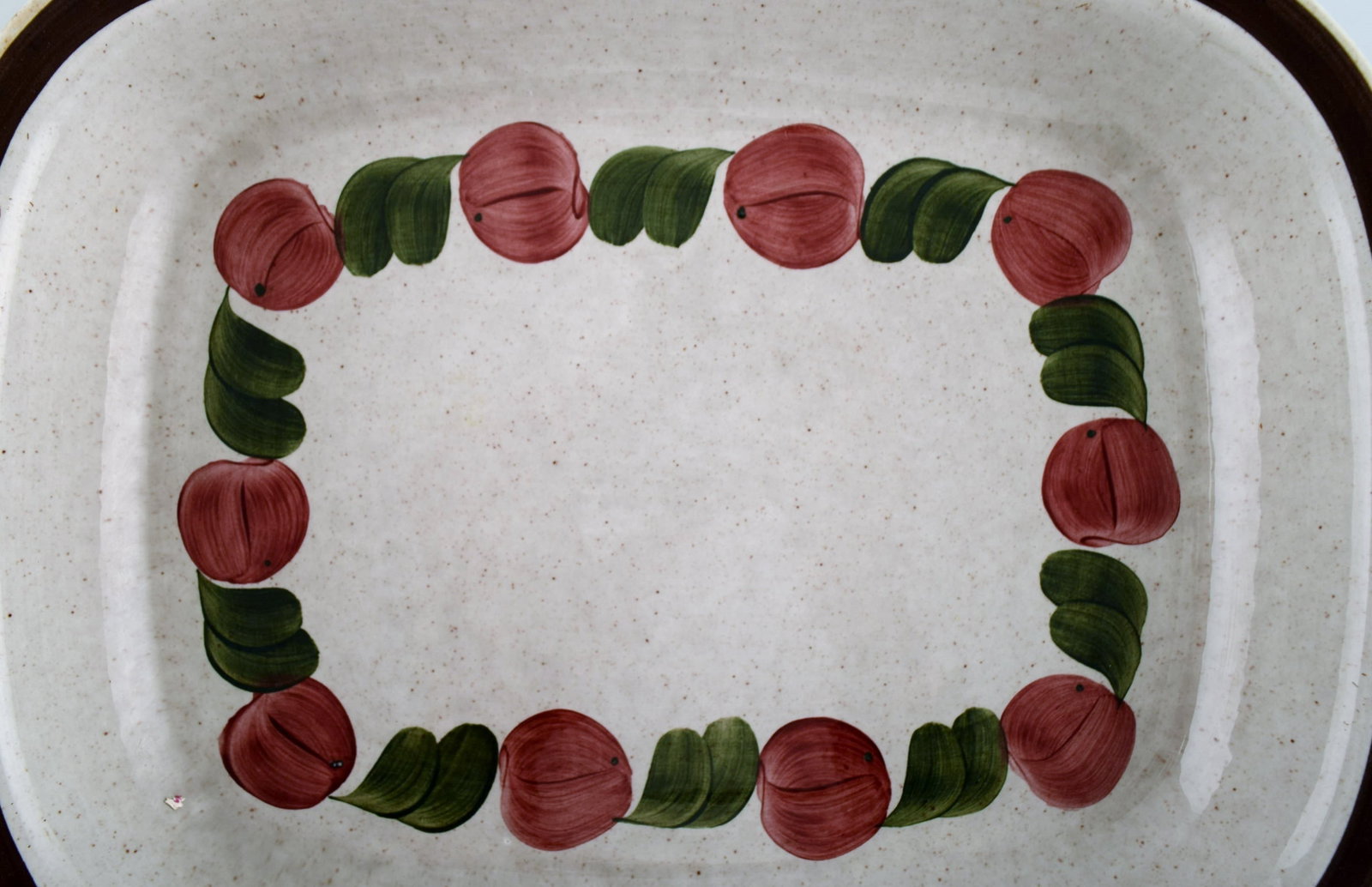 Jackie Lynd for Rörstrand. Three Birgitta serving dishes in hand-painted glazed stoneware. - 3