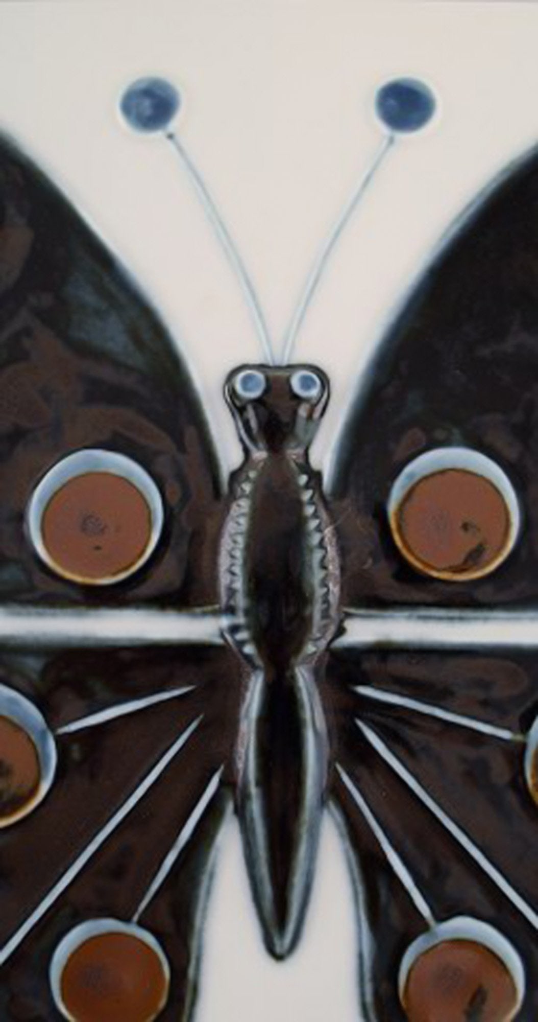 Bertil Lundgren for Rörstrand. "Gallery 2" wall plaque in glazed porcelain with butterfly. - 4