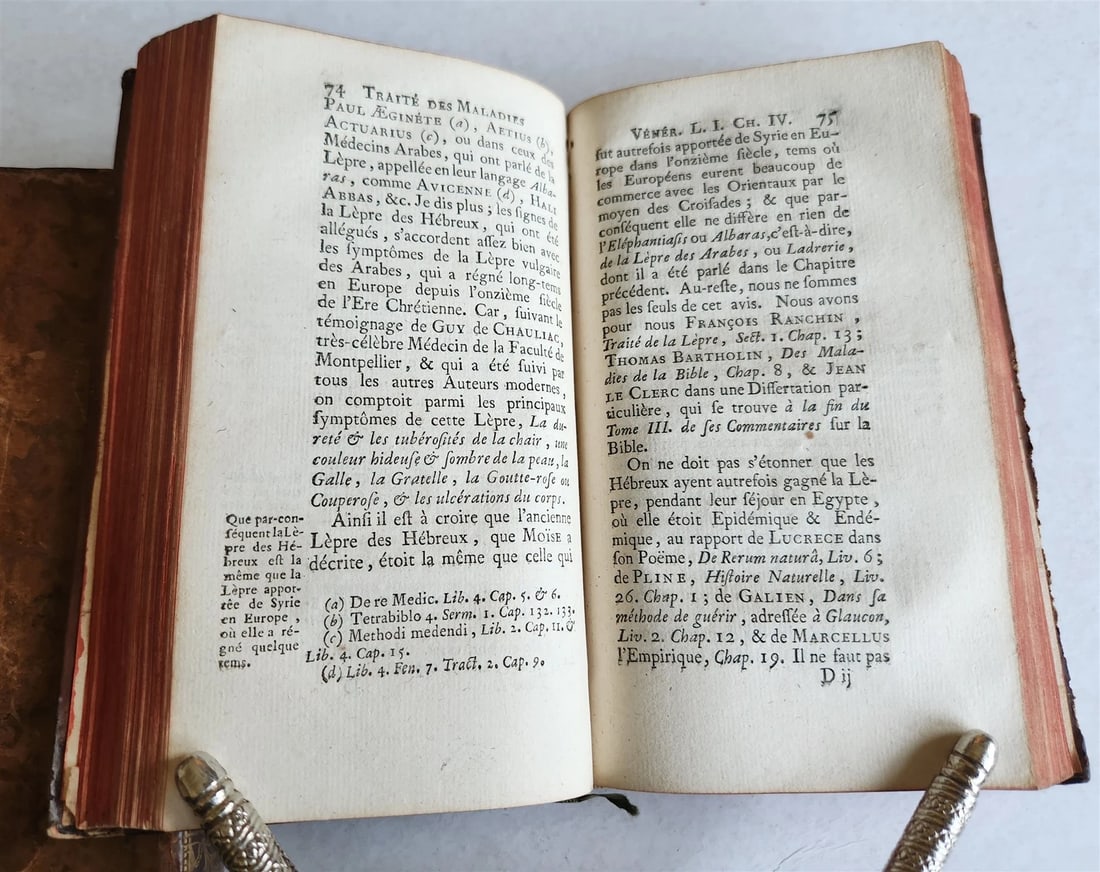 1755 TREATISE on VENERIAL DISEASES by Jean Astruc 2 VOLUMES antique in FRENCH - 4