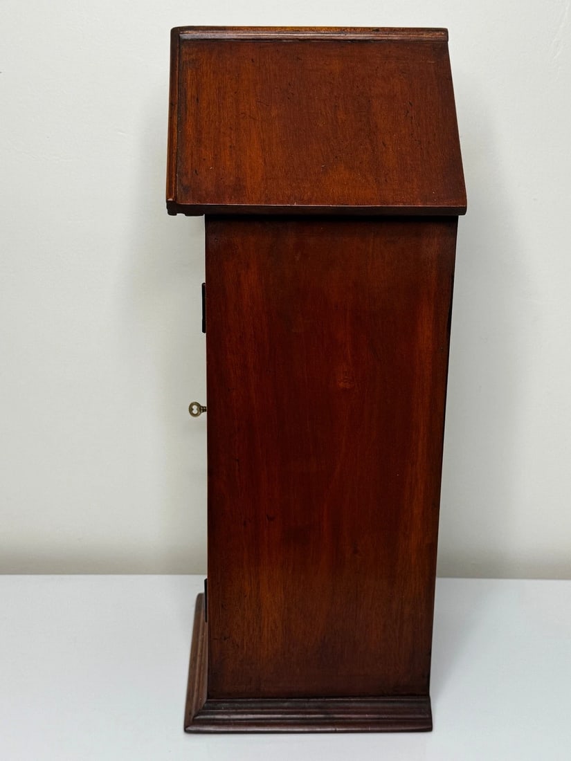 Arts & Crafts–Influenced Mahogany Palace Sentry Indoor Post Box Cabinet & Key - 11