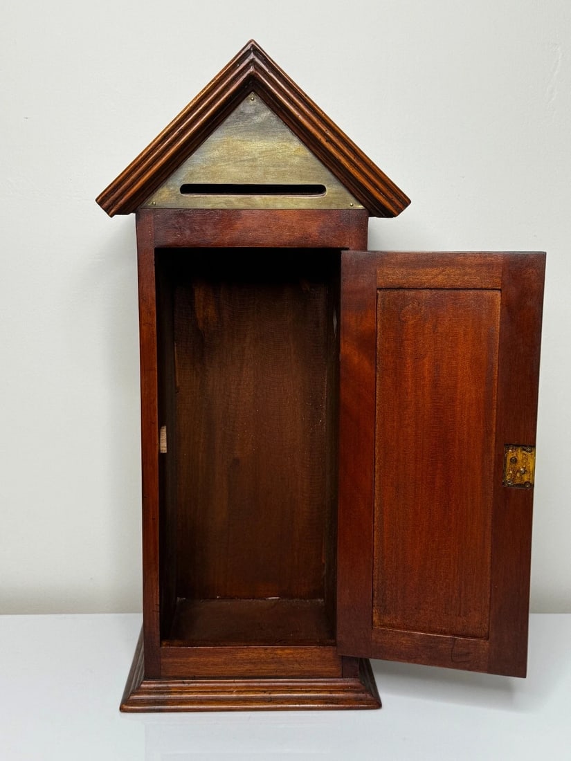 Arts & Crafts–Influenced Mahogany Palace Sentry Indoor Post Box Cabinet & Key - 18