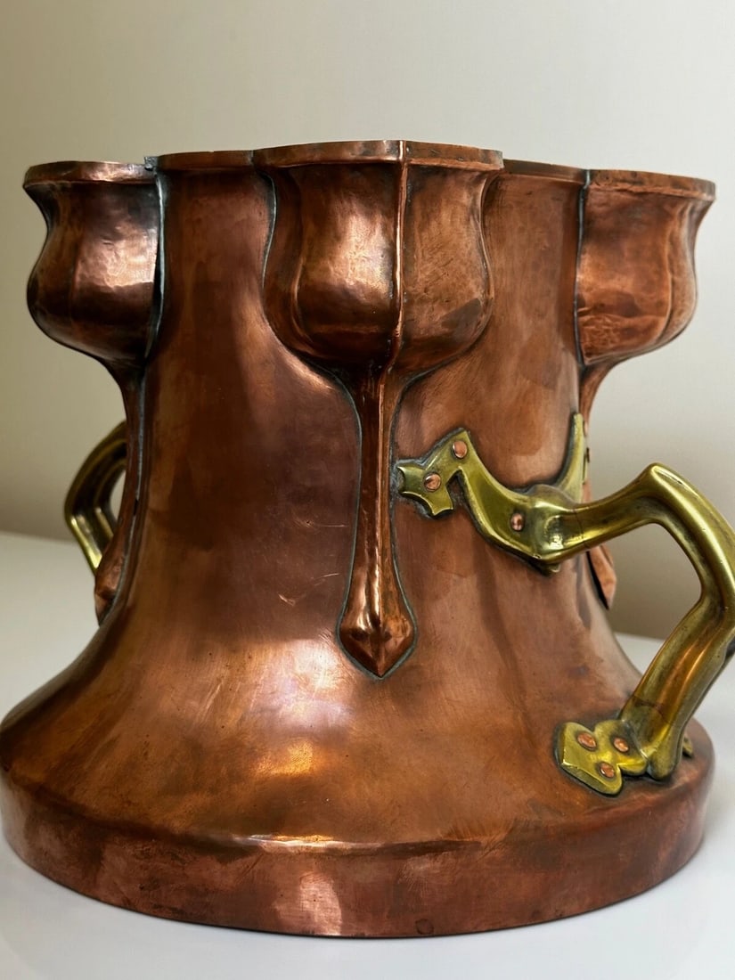 Art Nouveau 19th Century Copper With Brass Handles Floral Tulips Garden Planter - 11