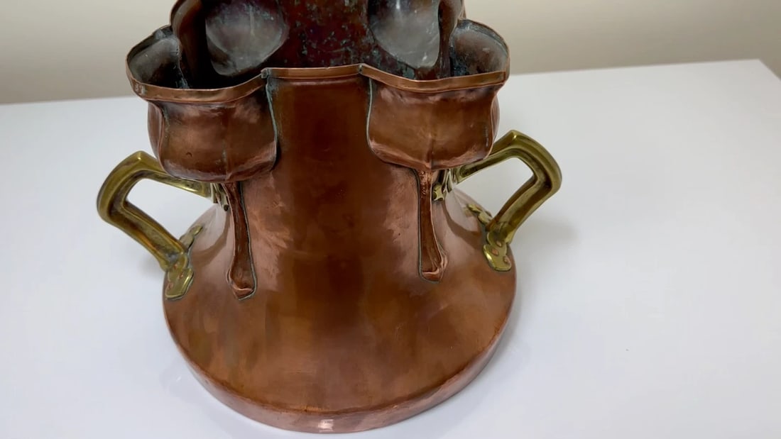 Art Nouveau 19th Century Copper With Brass Handles Floral Tulips Garden Planter - 2