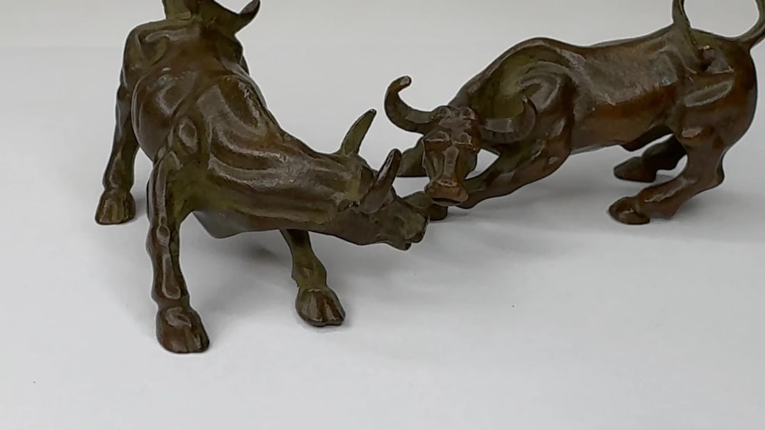 Miniature Set Chinese Qing Dynasty Bronze Water Buffalo Sculptures 19th Century - 2