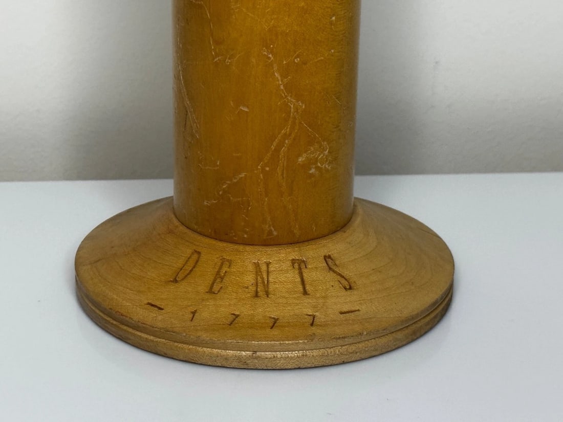 Rare Retail Stand Articulated Hand Model For Dents of Worcester Gloves C1920 - 19