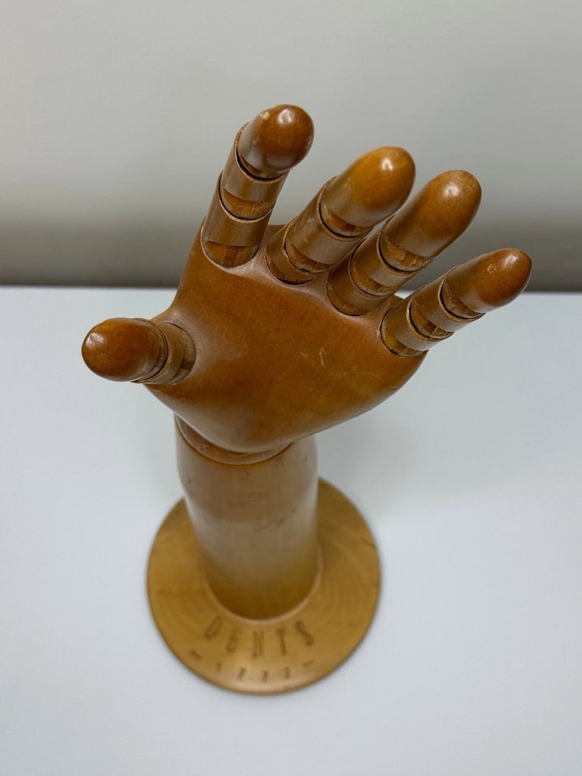 Rare Retail Stand Articulated Hand Model For Dents of Worcester Gloves C1920 - 20