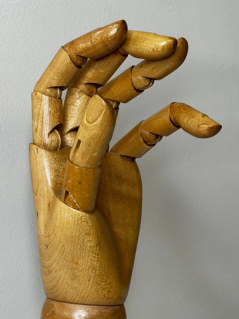 Rare Retail Stand Articulated Hand Model For Dents of Worcester Gloves C1920 - 7