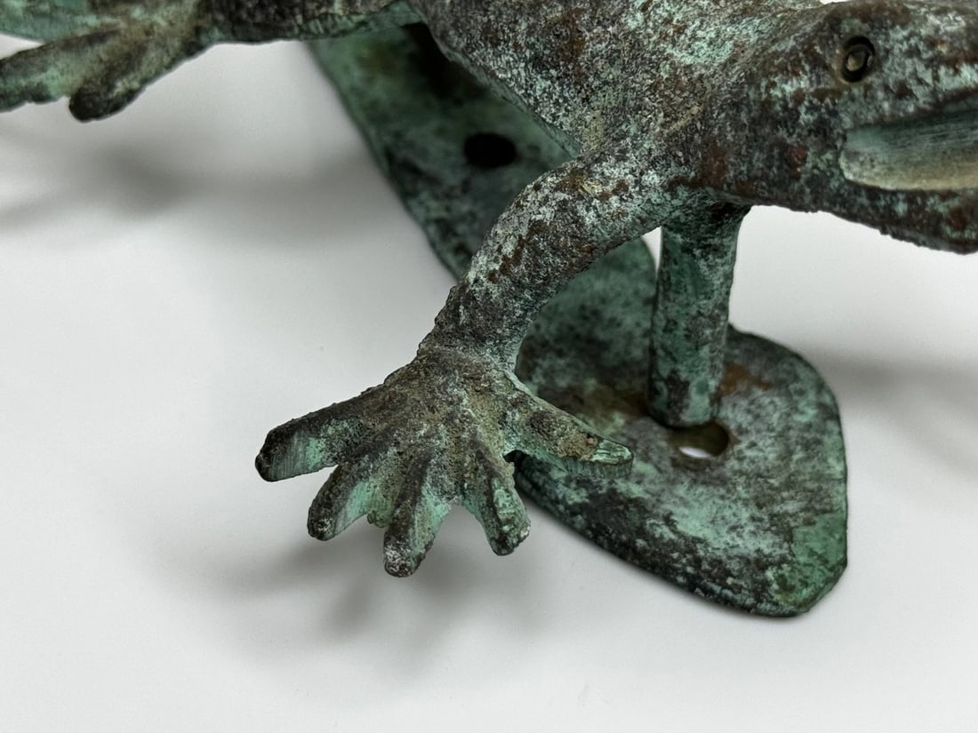 Arts & Crafts Bronze Gecko Door Knocker c1915 In the manner of Oscar Bruno Bach - 7