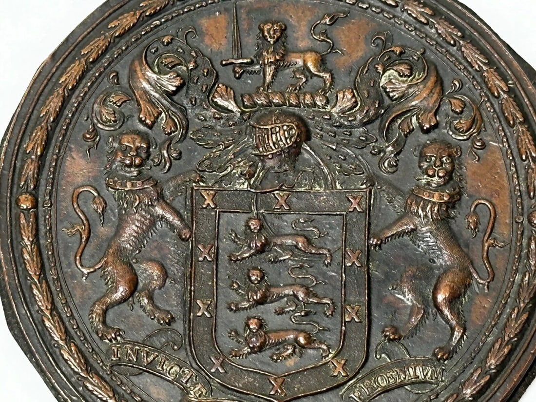 Royal Hereford City Coat Of Arms Reward For Faithfulness Unconquered Plaque - 7
