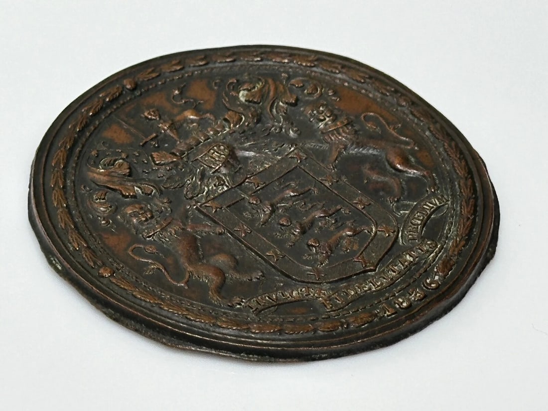 Royal Hereford City Coat Of Arms Reward For Faithfulness Unconquered Plaque - 9