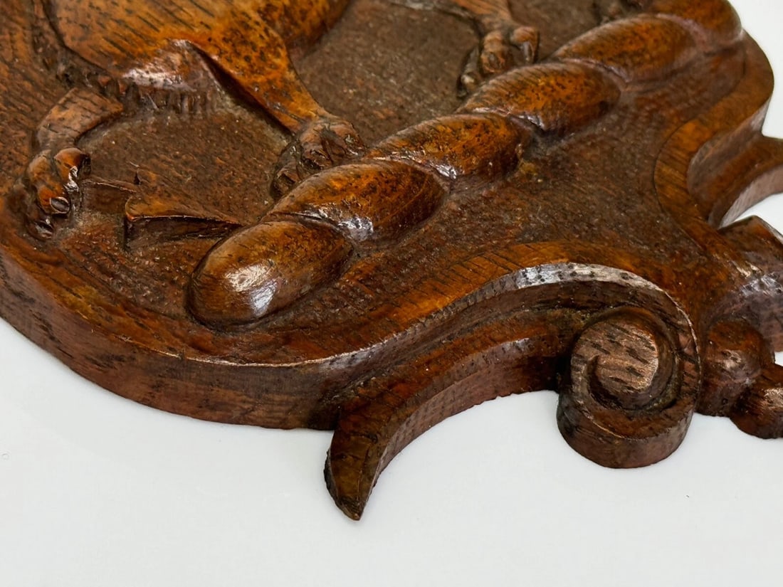 19th Century Pugin Design Carved Tiger Oak Heraldic Lion Shield Crest Sculpture - 9