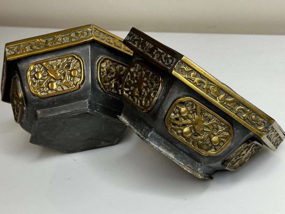 Pair Small Original Peoples Republic Chinese Goodluck Home Garden Bat Planters - 19