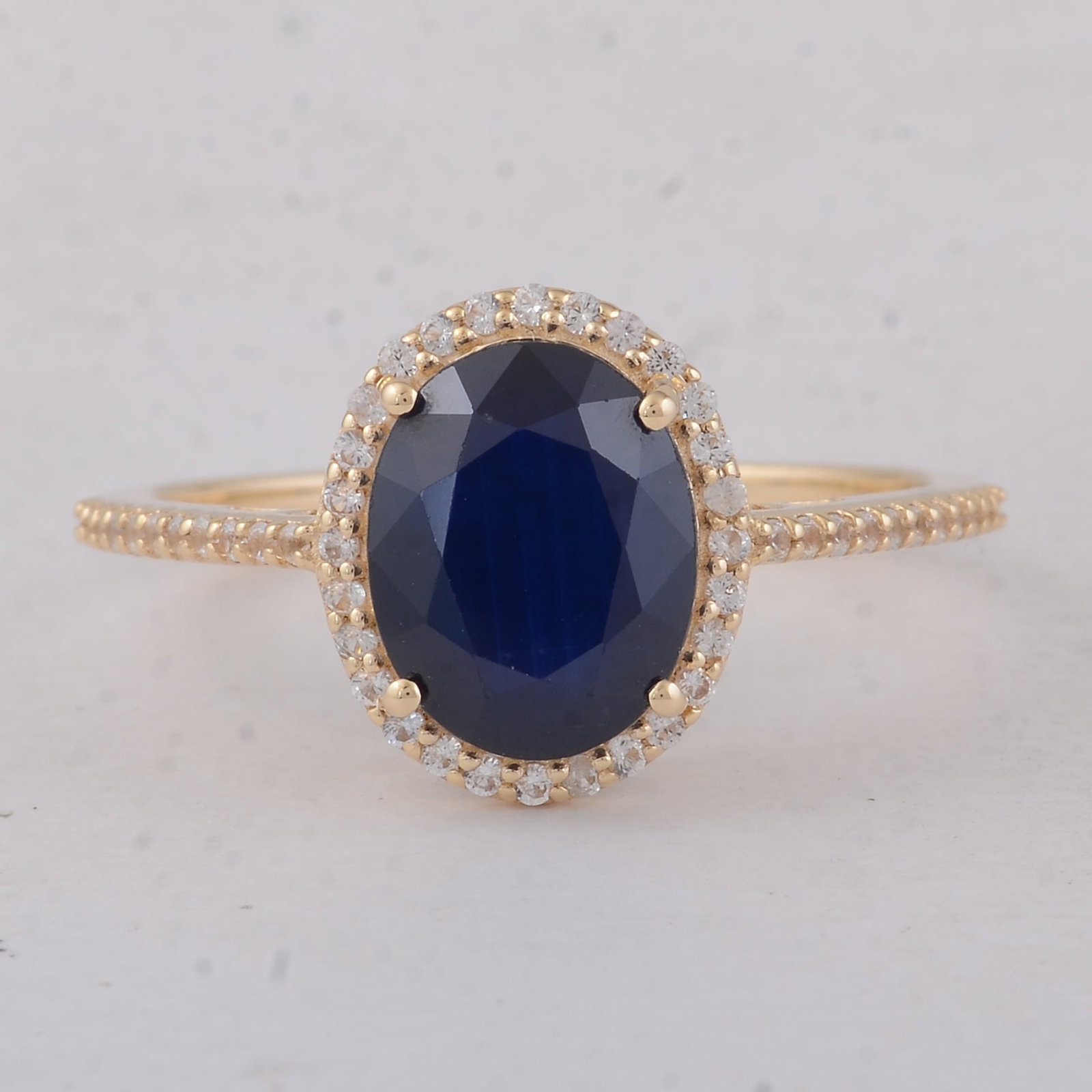 2.88 Ct Oval Sapphire 9K Gold Ring