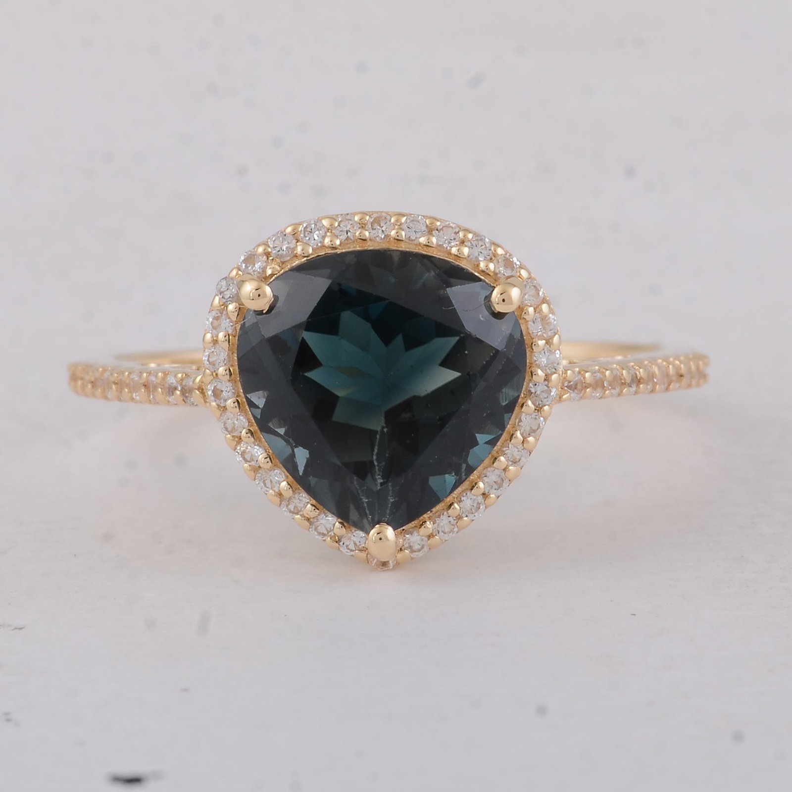 2.67 Ct Heart Tourmaline 9K Gold Ring