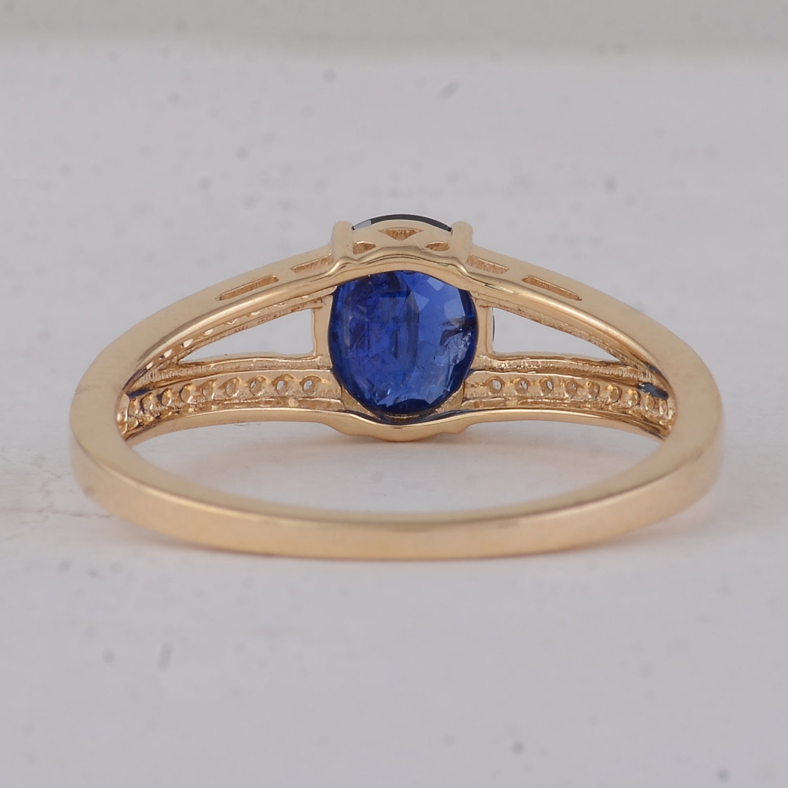 1.32 Ct Oval Sapphire 9K Gold Ring - 3