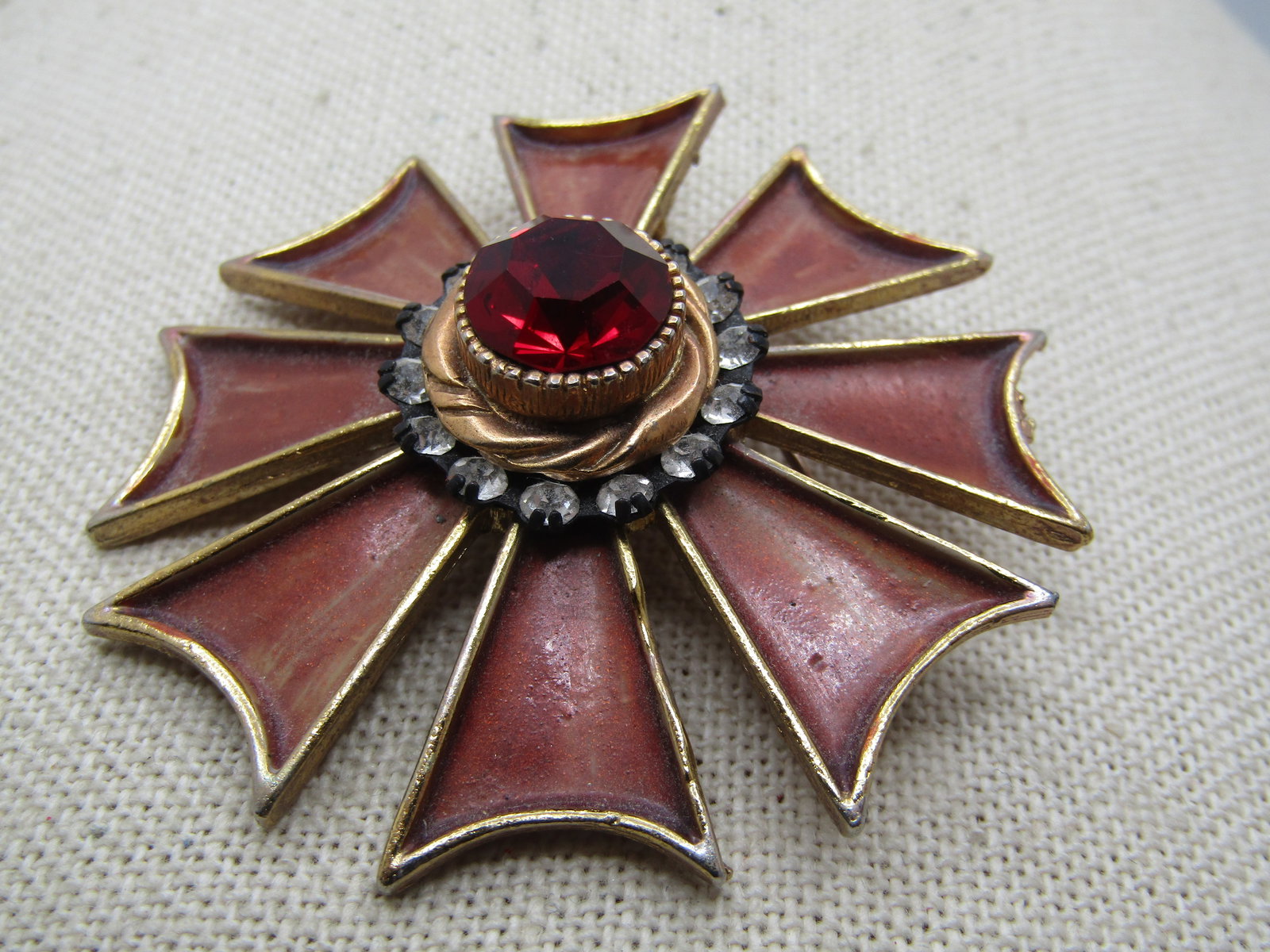 Vintage HAR signed Maltese Rhinestone Brooch, Enameled, 2", 1960's - 4