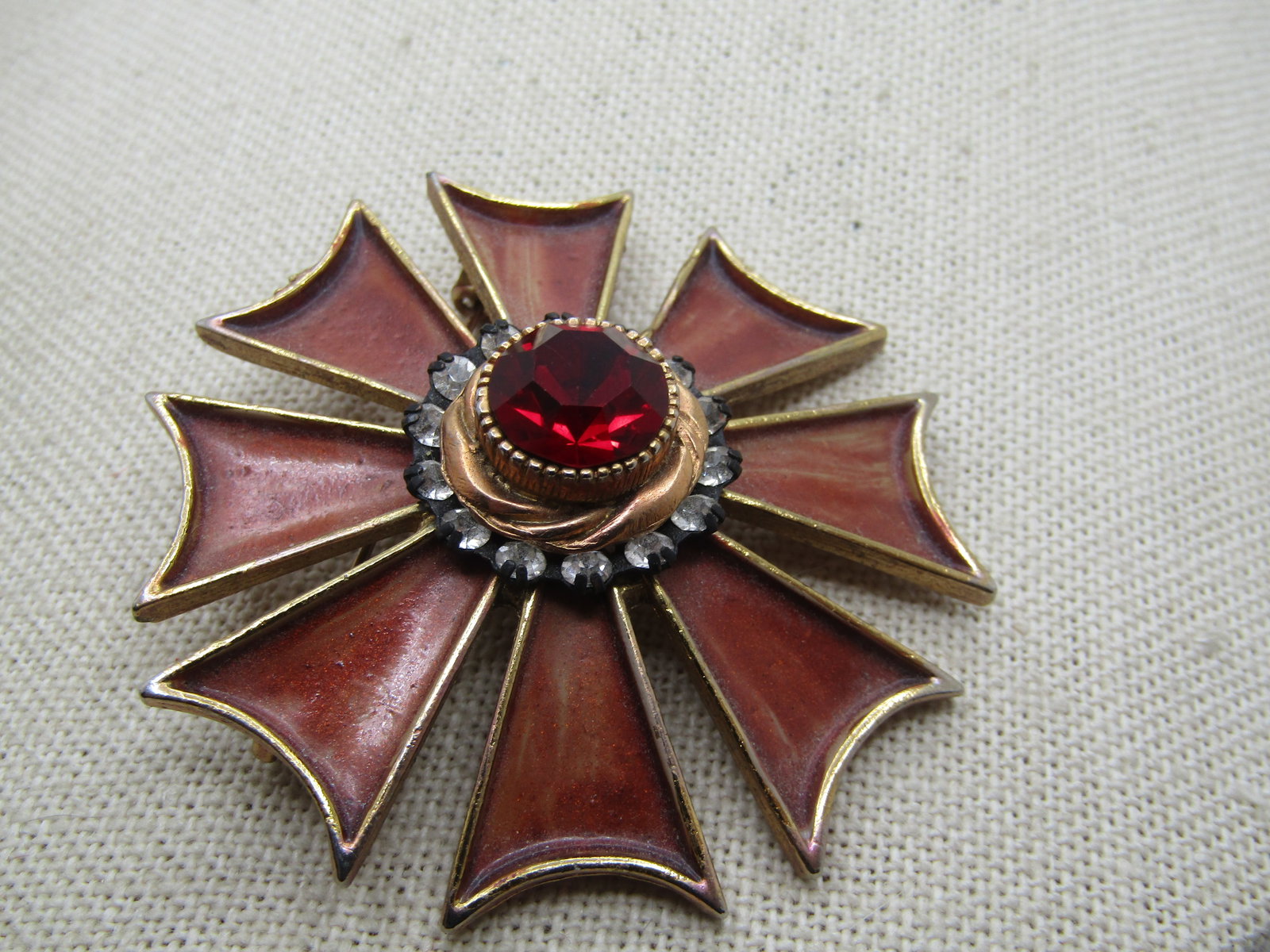 Vintage HAR signed Maltese Rhinestone Brooch, Enameled, 2", 1960's - 7