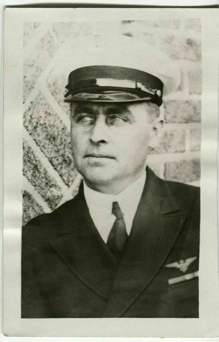 KEYSTONE - Aviator Harold June - Antarctic Expedition c 1946 Vintage Photographs - 2