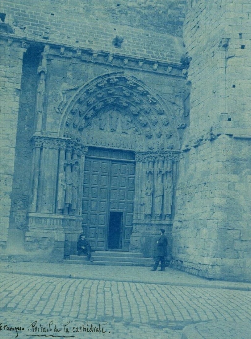 Vintage Photography Cyanotype 19th Landscape, Etampes Cathedral Portal: Photography Cyanotype 19th Landscape, Etampes Cathedral portal Description: 18 x 13 cm Reserve: $40.00 Shipping: Domestic: Flat-rate of $19.00 to anywhere within the contiguous U.S. Internat