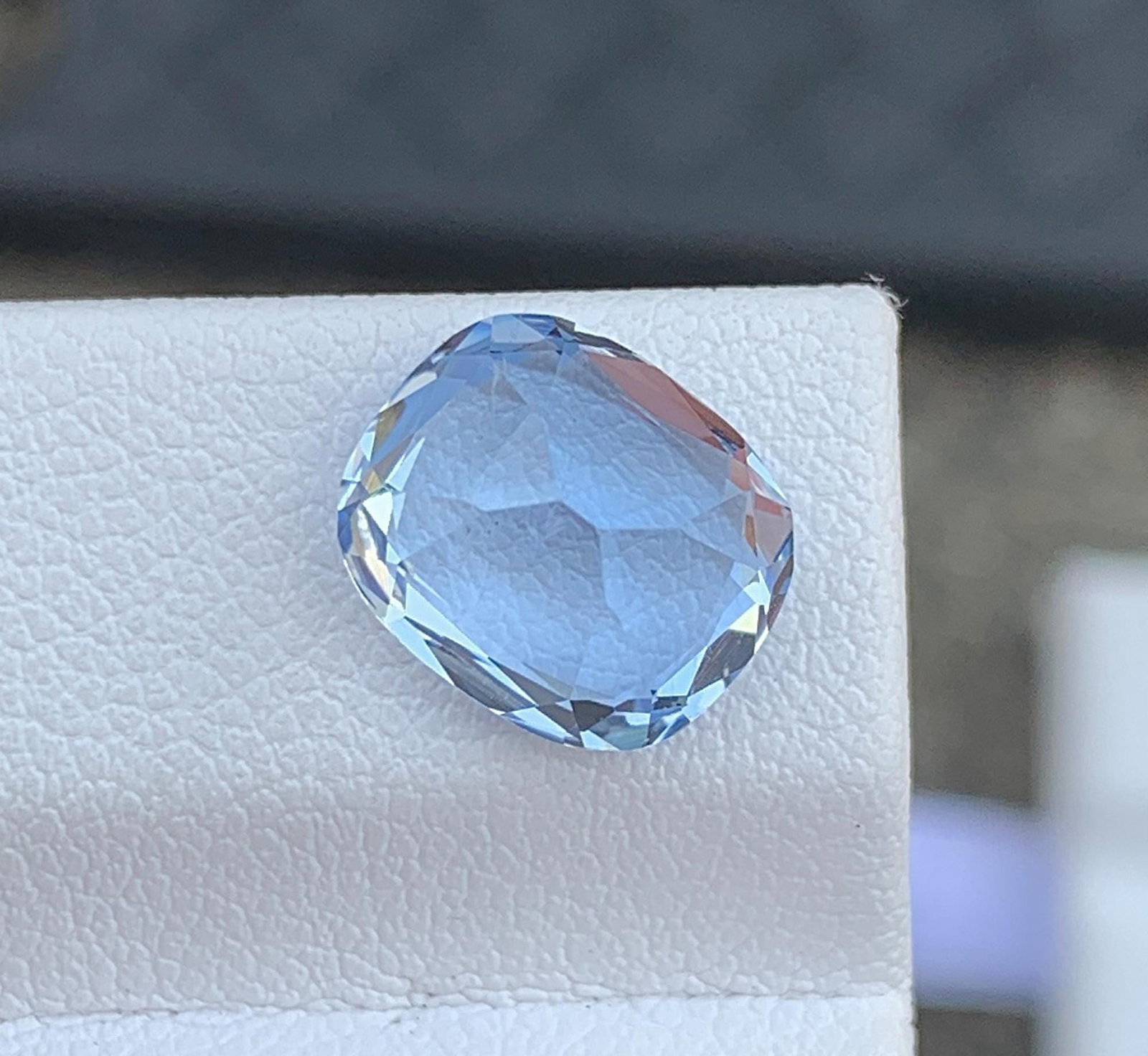 Santa Maria Aquamarine Gemstone: 3.60 CT Cushion Cut Beryl - 2