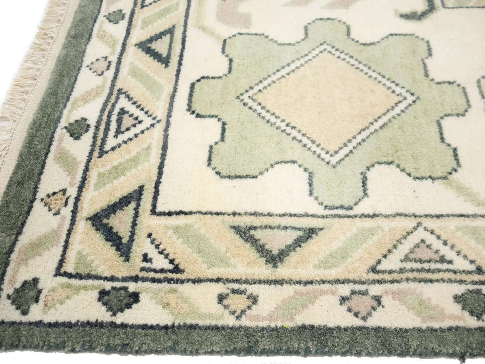 Muted Cream Floral Transitional 12X18 Oushak Chobi Oriental Rug - 12