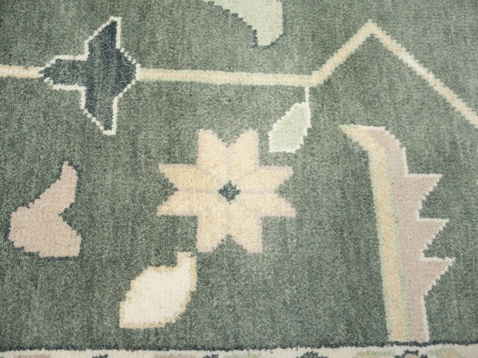 Muted Cream Floral Transitional 12X18 Oushak Chobi Oriental Rug - 14