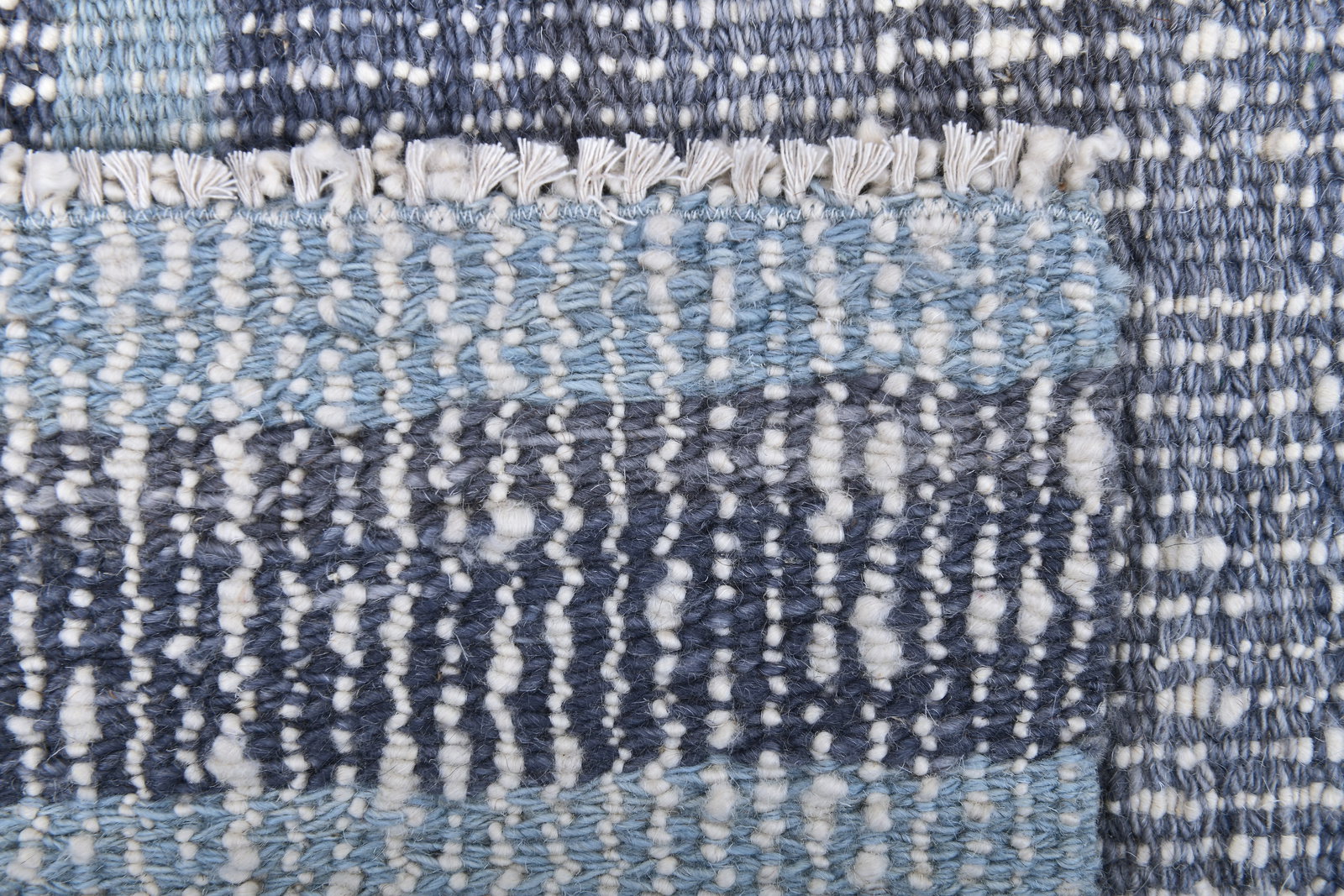 4'7'' x 6'10'' Turkish Handmade Kilim Rug - 241374 - 11