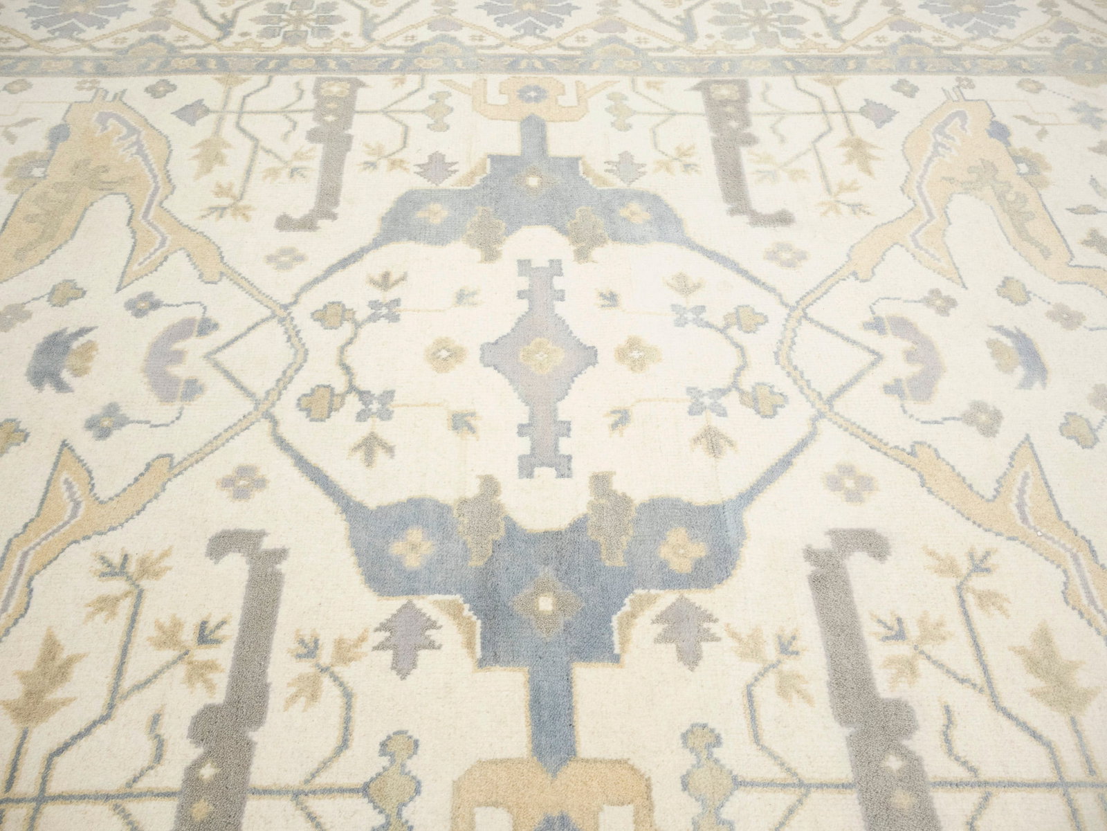 Cream Floral 8X16 Oushak Oriental Rug - 9
