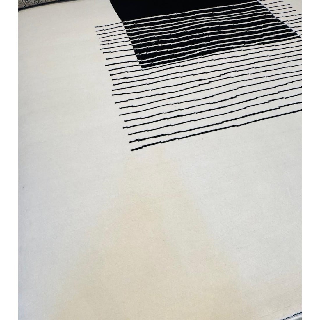 Modern hand knotted rug - 7