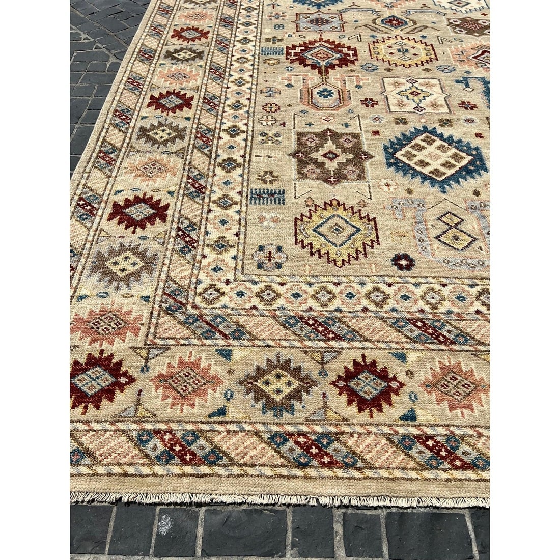 Heriz design rug - 2