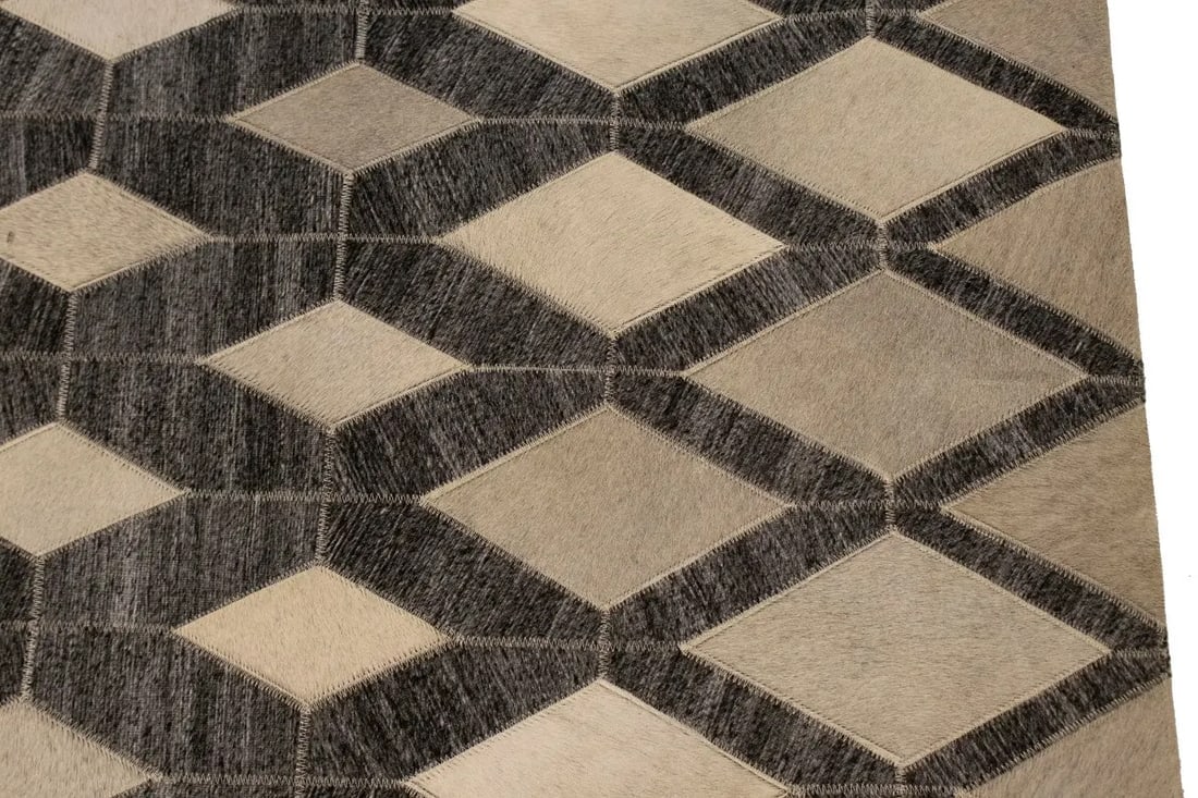Gray Cowhide 5X8 Modern Leather Rug - 10