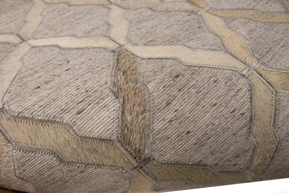 Silver Cowhide 5X8 Modern Leather Rug - 14