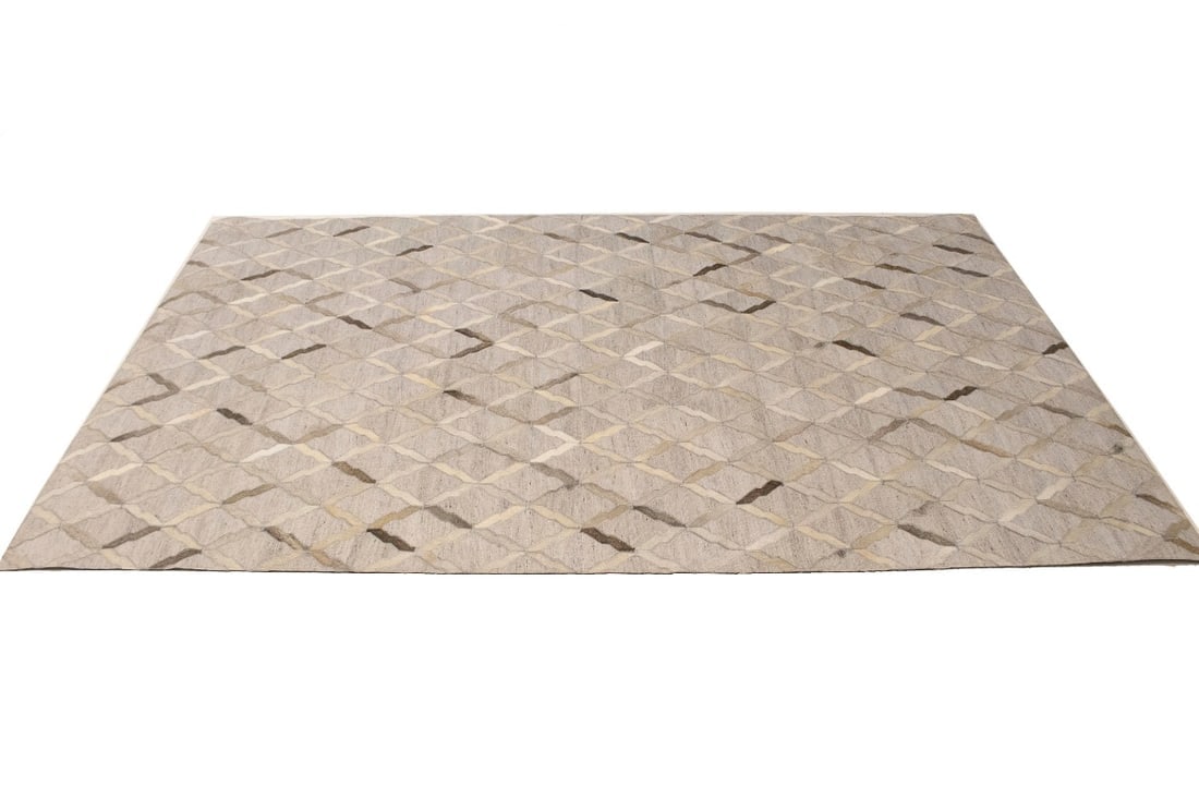 Silver Cowhide 5X8 Modern Leather Rug - 6