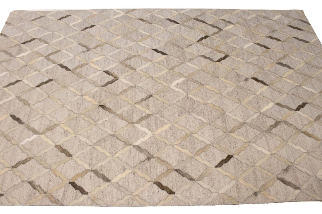 Silver Cowhide 5X8 Modern Leather Rug - 7