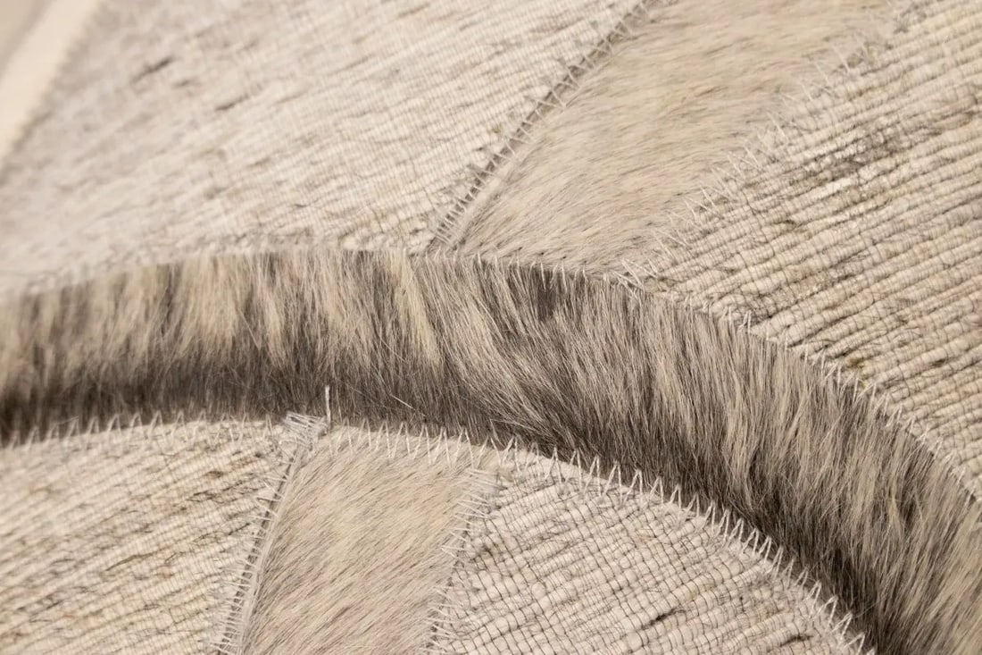 Silver Gray Cowhide 8X10 Modern Leather Rug - 16