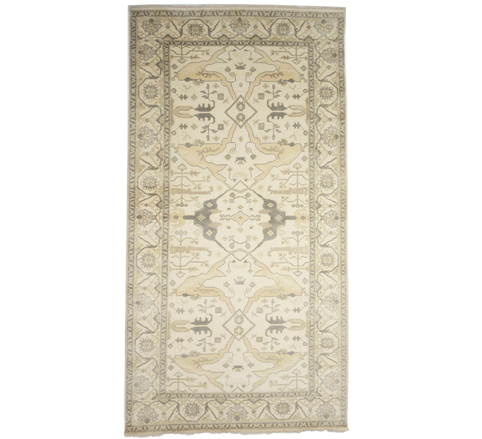 Cream Floral 8X16 Oushak Oriental Rug: Title:Cream Floral 8X16 Oushak Oriental Rug Description:Hand Knotted 8X16 cream oriental rug made with natural dyes (fine wool pile and cotton foundation), superior knot count, and alluring ancient de