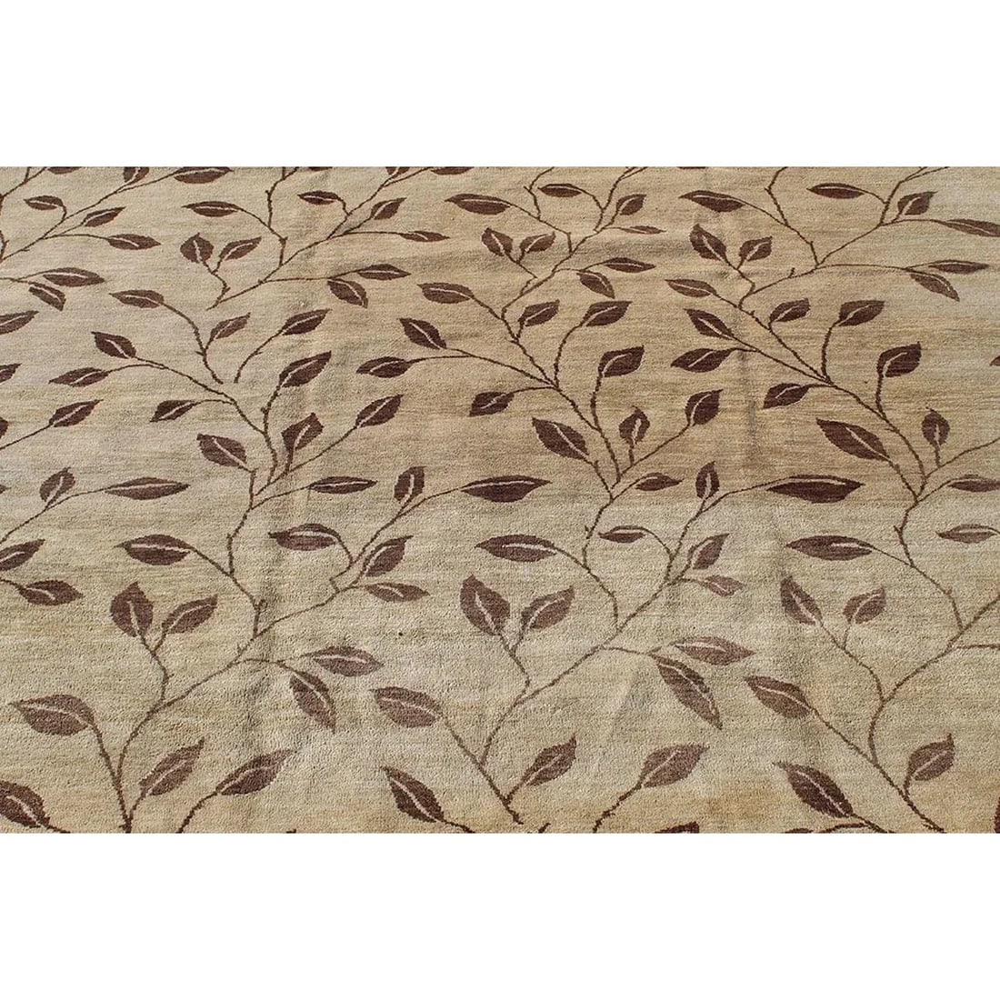 1970's Indo Nepal fine rug - 3
