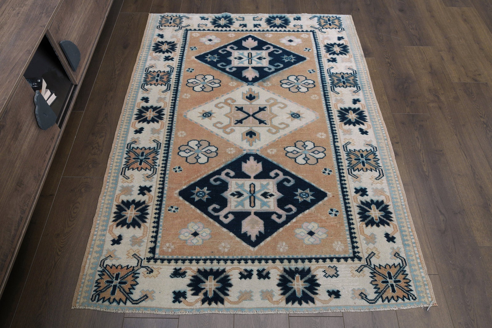 4'2x5'6 ft, ORANGE MINIMALIST RUG: Title: 4'2x5'6 ft, ORANGE MINIMALIST RUG Description: This Turkish one-of-a-kind Vintage Turkish Rug is hand-knotted and handwoven by the most skilled artisans who use pure wool, in muted, natural ton