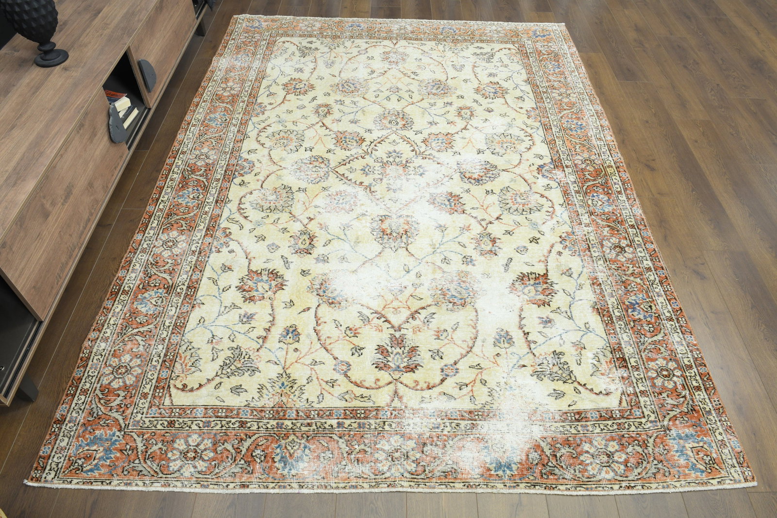 7x9 NEUTRAL VINTAGE RUG: Title: 7x9 NEUTRAL VINTAGE RUG Description: This Turkish one-of-a-kind Vintage Turkish Rug is hand-knotted and handwoven by the most skilled artisans who use pure wool, in muted, natural tones, and st
